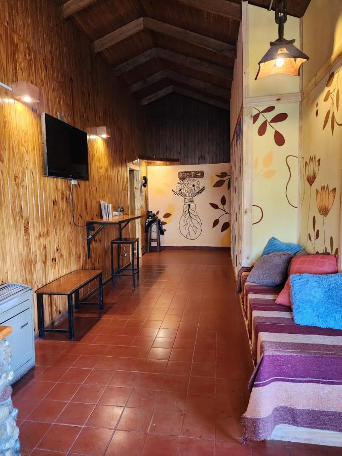 Hostel Cerro Torres El Chalten Exterior photo