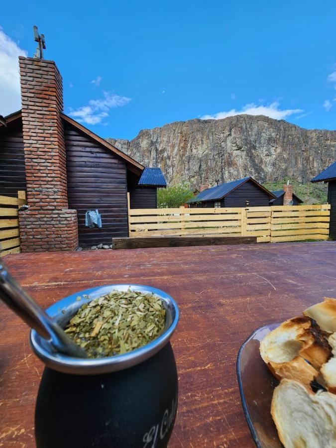 Hostel Cerro Torres El Chalten Exterior photo