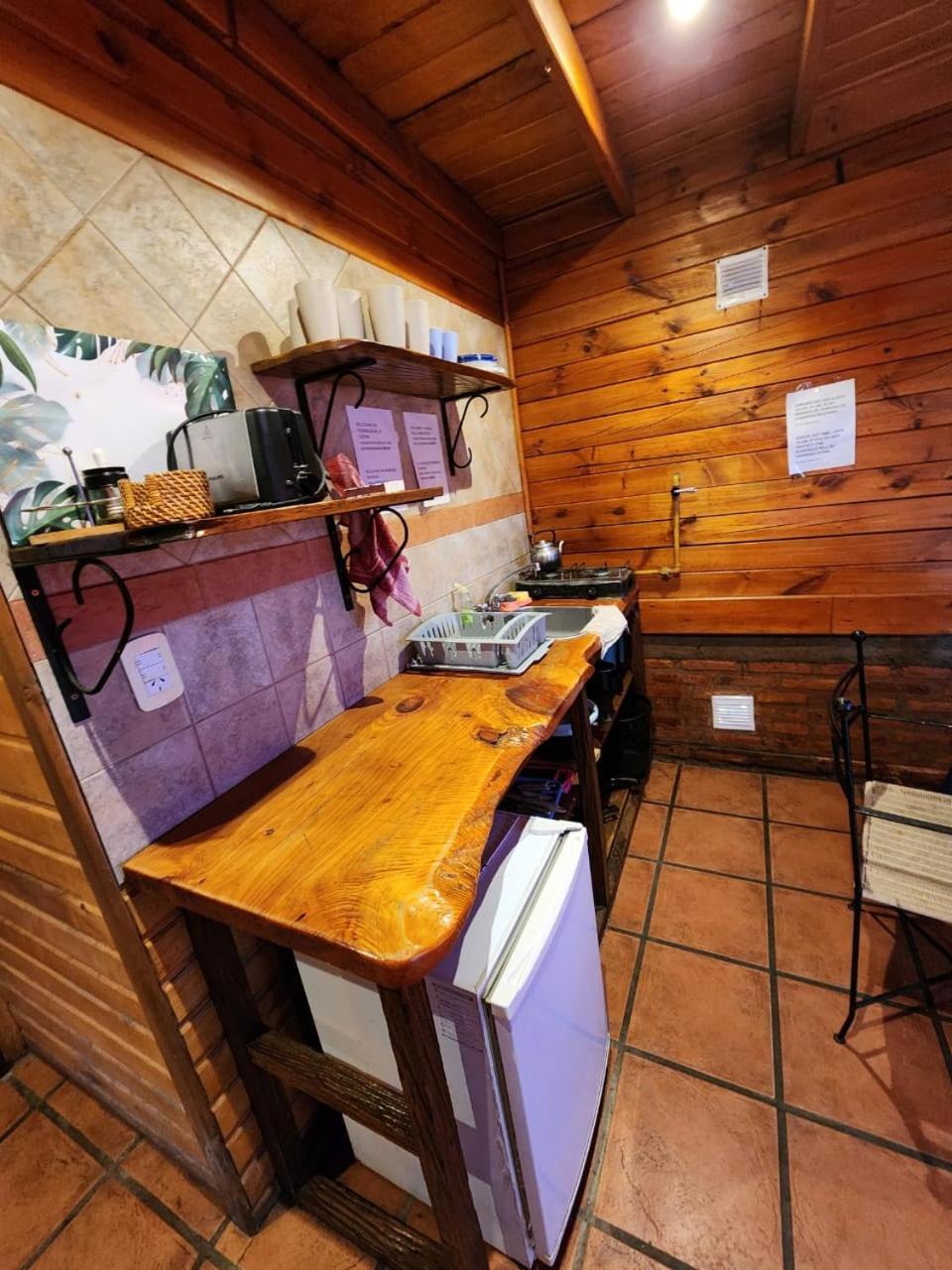 Hostel Cerro Torres El Chalten Exterior photo